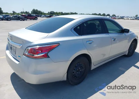 2014 Nissan Altima 2.5 S из США, поврежденный, VIN 1N4AL3AP2EN237923